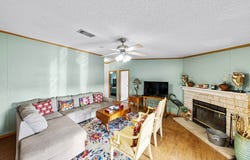 14 Regu Rd, Fredericksburg, TX 78624
