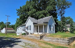 718 2nd Street W, Scott City, MO 63780