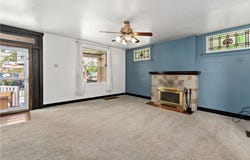200 Wilbur St, Bon Air, PA 15210
