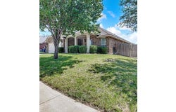 700 Graham Court, Crowley, TX 76036