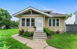 4129 7th Street NE, Columbia Heights, MN 55421