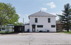 112 Aurora Street, Eldon, MO 65026