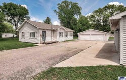 770 S Towne Street, Clinton, IN 47842