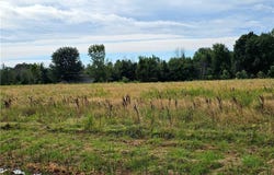 216 Collamer Rd, Parma, NY 14468