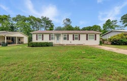 518 Dean Street, Scottsboro, AL 35768