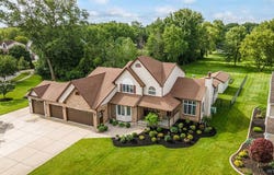 52 Tomahawk, Lancaster, NY 14086