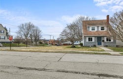 617 Jefferson Ave, Jeannette, PA 15644