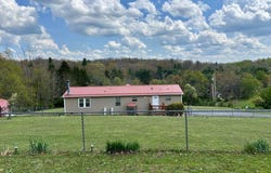 184 Pack Street, COOL RIDGE, WV 25825