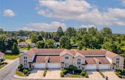 1821 Stone Manor Circle, Brunswick, OH 44212