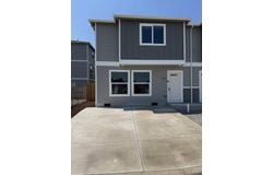 7873 Houston Loop, White City, OR 97503