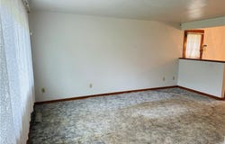 1026 Jefferson Ave, Jeannette, PA 15644