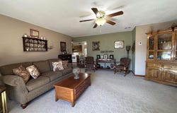 317 E 9th St, Miller, SD 57362