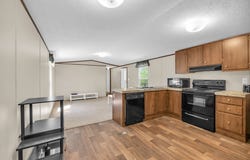 586 N Ruth Walker Road, Waterloo, SC 29384