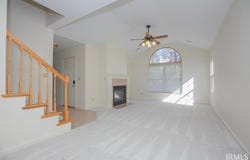 8112 Riverpark Way, Evansville, IN 47715
