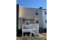 207 CHENAULT Court, DOVER, DE 19901