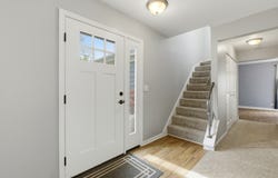 404 Dover Drive, Roselle, IL 60172