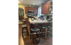 7800 NW 10TH CT, Vancouver, WA 98665
