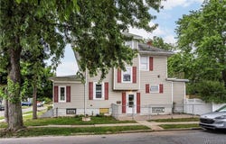84 Tremont Avenue, Tonawanda, NY 14217