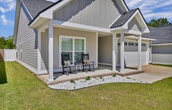 370 Pearl St SE, Moultrie, GA 31788