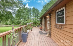 425 Bird Haven Road, Hendersonville, NC 28792
