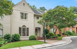 2217 BROOKSHIRE PLACE, MOUNTAIN BROOK, AL 35213