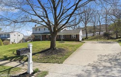 14 Koosman Drive, Leonardo, NJ 07737