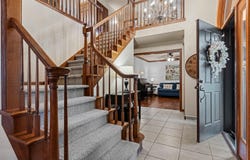 1494 Parkway Dr, Ashwaubenon, WI 54304