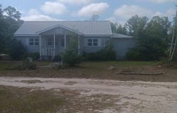 5863 Sherman Dr, Marianna, FL 32446