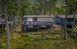 417 Sunset Forest Drive, Hawley, PA 18428