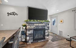 1027 Pinewood Ave, Chubbuck, ID 83202