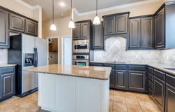 1902 Fountain Wood Drive, Euless, TX 76039