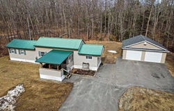 1161 Hallowell Litchfield Road Road, West Gardiner, ME 04345