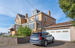 409 Vine St, Munhall, PA 15120