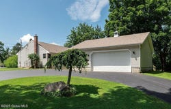 24 Clover Avenue, East Greenbush, NY 12061