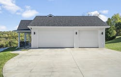 1730 Creek Wood, Dubuque, IA 52003