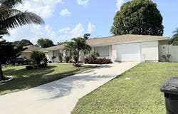 433 SW Eastport Circle SW, Port Saint Lucie, FL 34953
