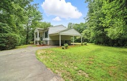 112 Leverett Rd, Amherst, MA 01002