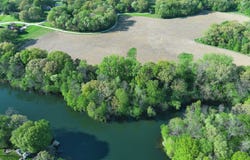 106 Lakeview Dr, Colona, IL 61241