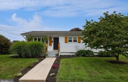 314 QUITTAPAHILLA DRIVE, LEBANON, PA 17042