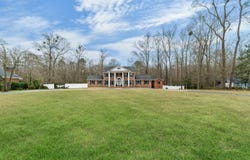 1560 NW Lee Boulevard, Orangeburg, SC 29118