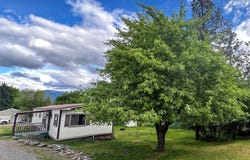 208 E Haley Avenue, Thompson Falls, MT 59873