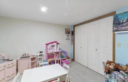 810 Suffolk Drive, Janesville, WI 53546