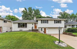 354 Edith Drive, West Saint Paul, MN 55118
