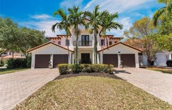 19386 SW 78th Pl, Cutler Bay, FL 33157