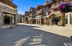 2000 North Village Drive 233, Truckee, CA 96161