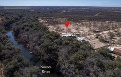 1140 E Curtis Bourn, Crystal City, TX 78839