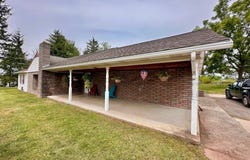 220 GRACEVILLE ROAD E, BREEZEWOOD, PA 15533