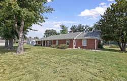 728 S Moore Street, Nashville, IL 62263