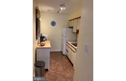 17 AVON DRIVE, HIGHTSTOWN, NJ 08520