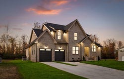 2209 Peterson Drive, Chattanooga, TN 37421